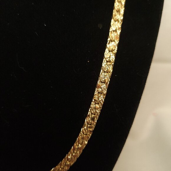 Gold Tone Reversable Necklace - Picture 7 of 8